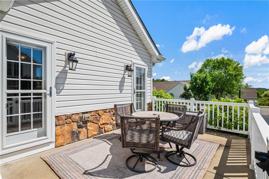 357 Saddlebrook Road Gibsonia, PA 15044 - Photo 3 of 35