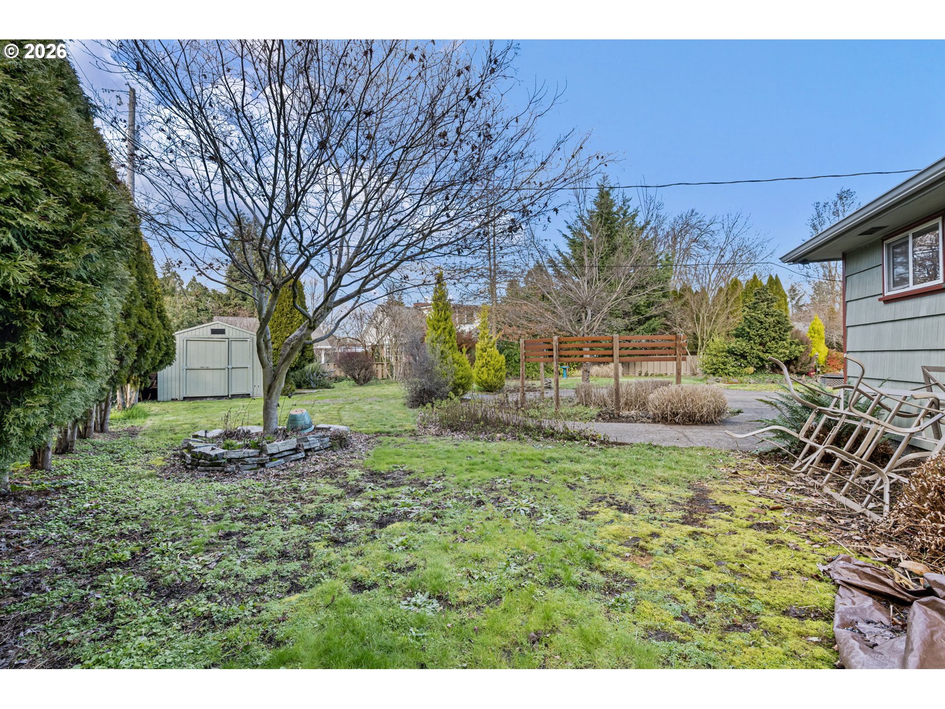 280 Regal Court Eugene, OR 97401 - Photo 35 of 44