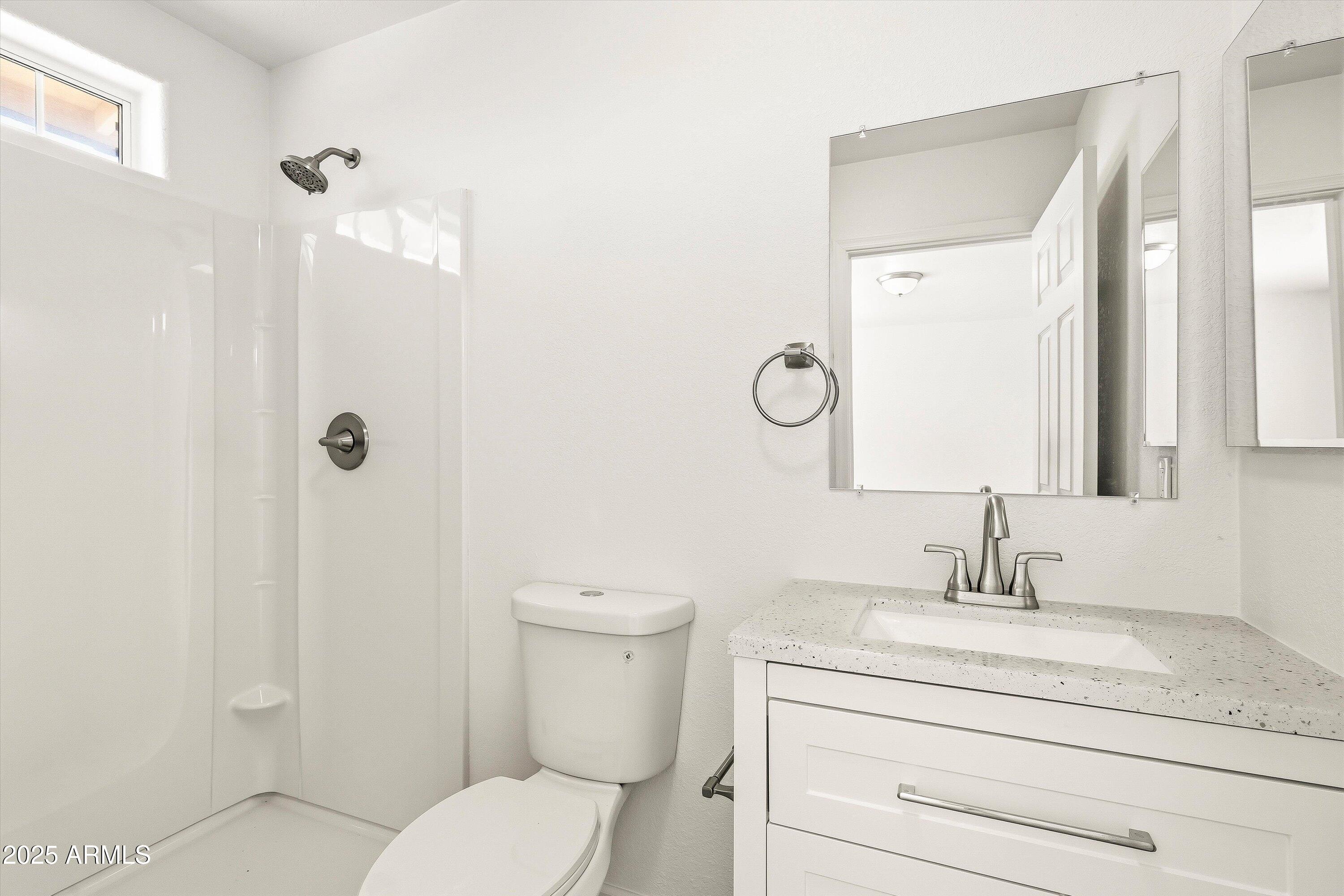 1029 Camino Estrella Rio Rico, AZ 85648 - Photo 13 of 19 19-Primary Bathroom