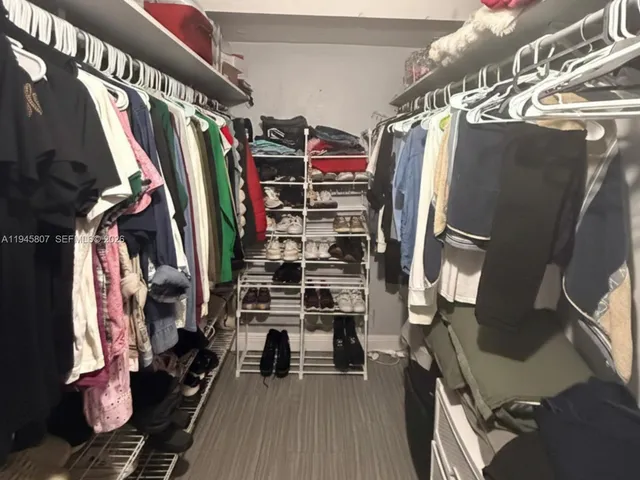 $2,500 | 10417 Northwest 129th Street, Unit B, Hialeah Gardens, FL 33018