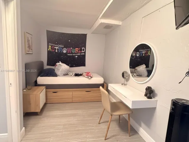 $2,500 | 10417 Northwest 129th Street, Unit B, Hialeah Gardens, FL 33018