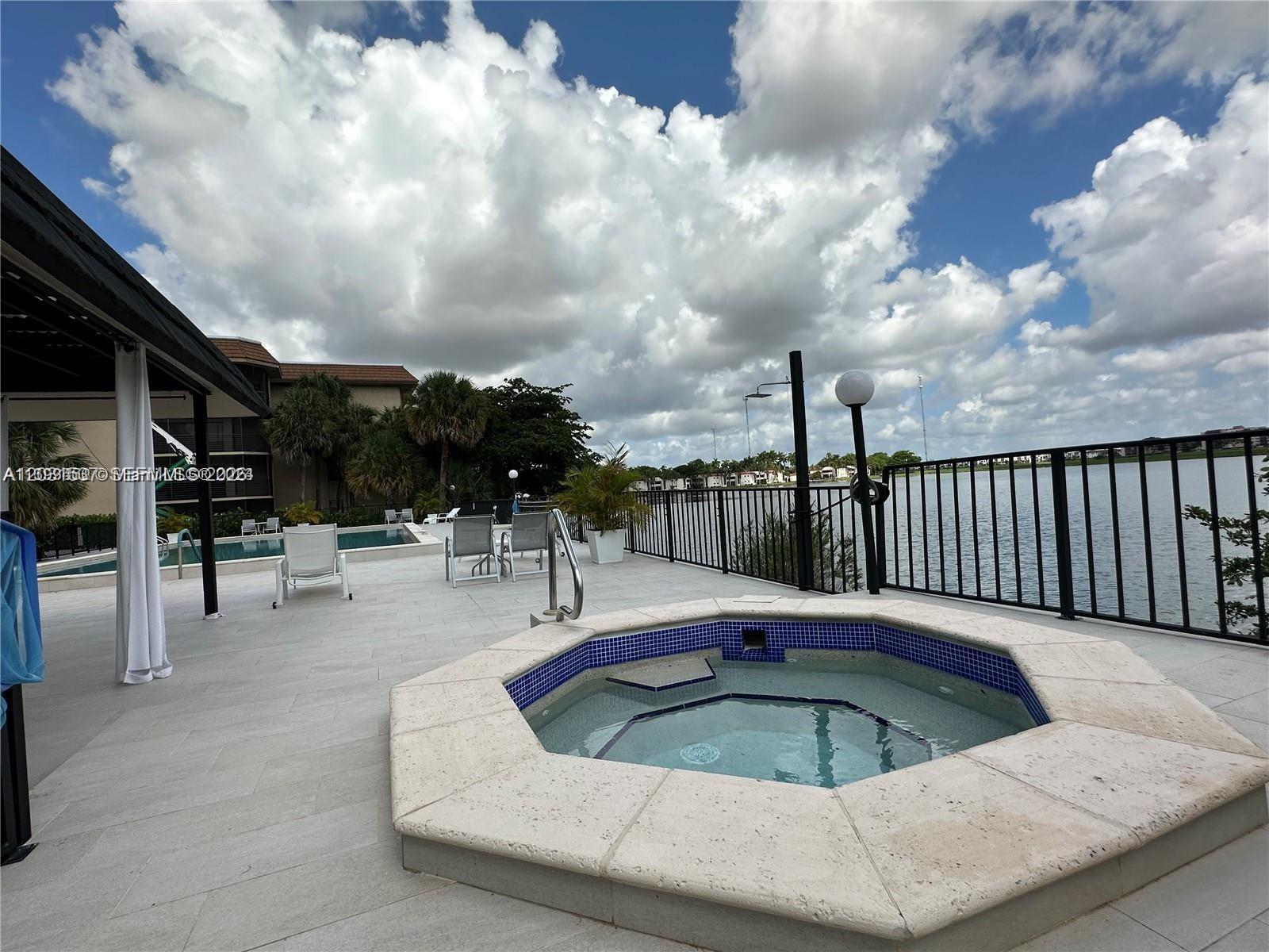 601 Ives Dairy Road, Unit 4018 Miami, FL 33179 - Photo 50 of 61