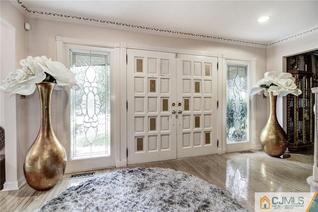 406 New Dover Road Colonia, NJ 07067 - Photo 11 of 36 Gallery Image 11