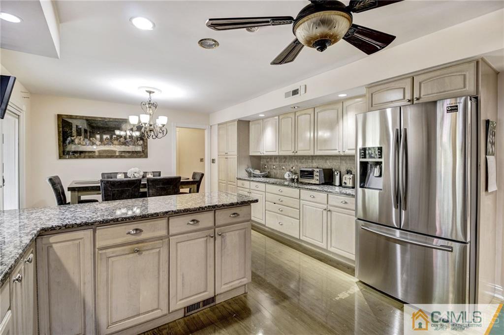 406 New Dover Road Colonia, NJ 07067 - Photo 17 of 36 Gallery Image 17