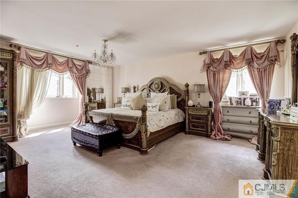 406 New Dover Road Colonia, NJ 07067 - Photo 19 of 36 Gallery Image 19