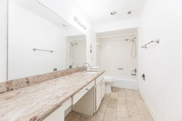 $2,650 | 7547 Brompton Street, Unit 7547, Houston, TX 77025