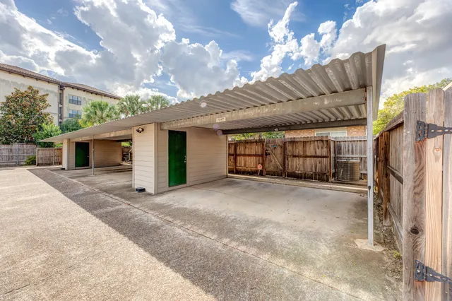 a view of a house with a garage