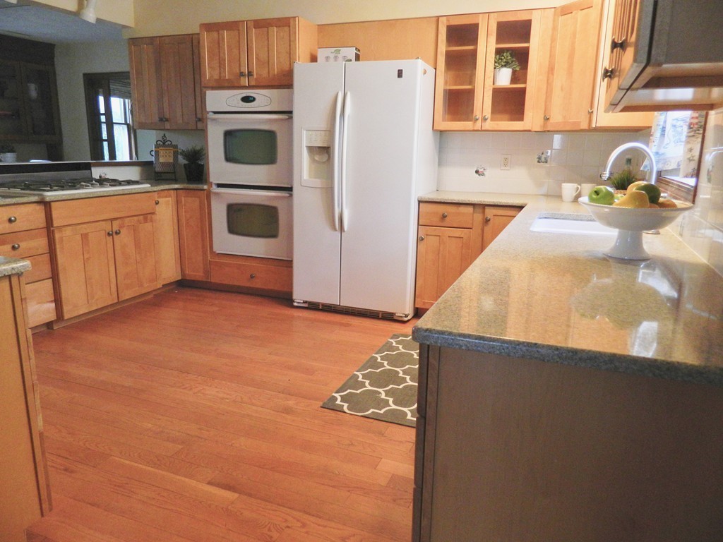 1 Arlyn Road Marblehead, MA 01945 - Photo 11 of 30