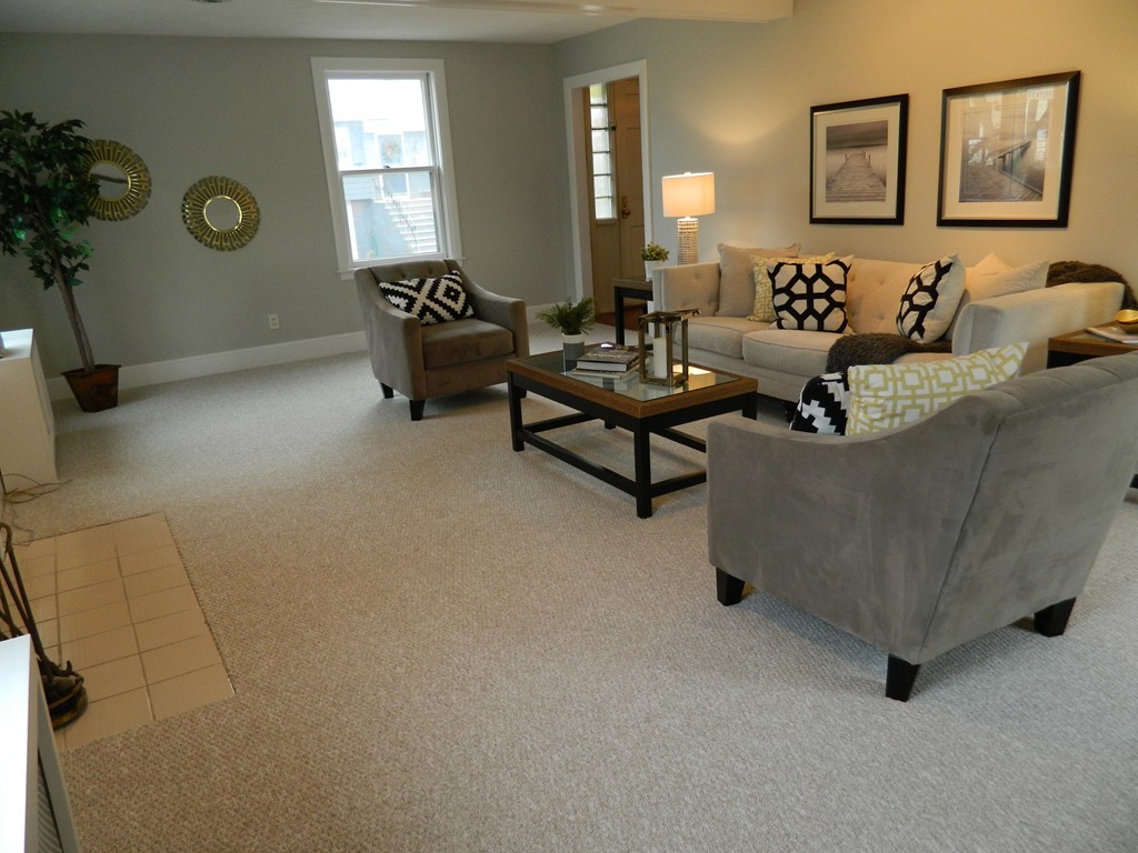 1 Arlyn Road Marblehead, MA 01945 - Photo 10 of 30