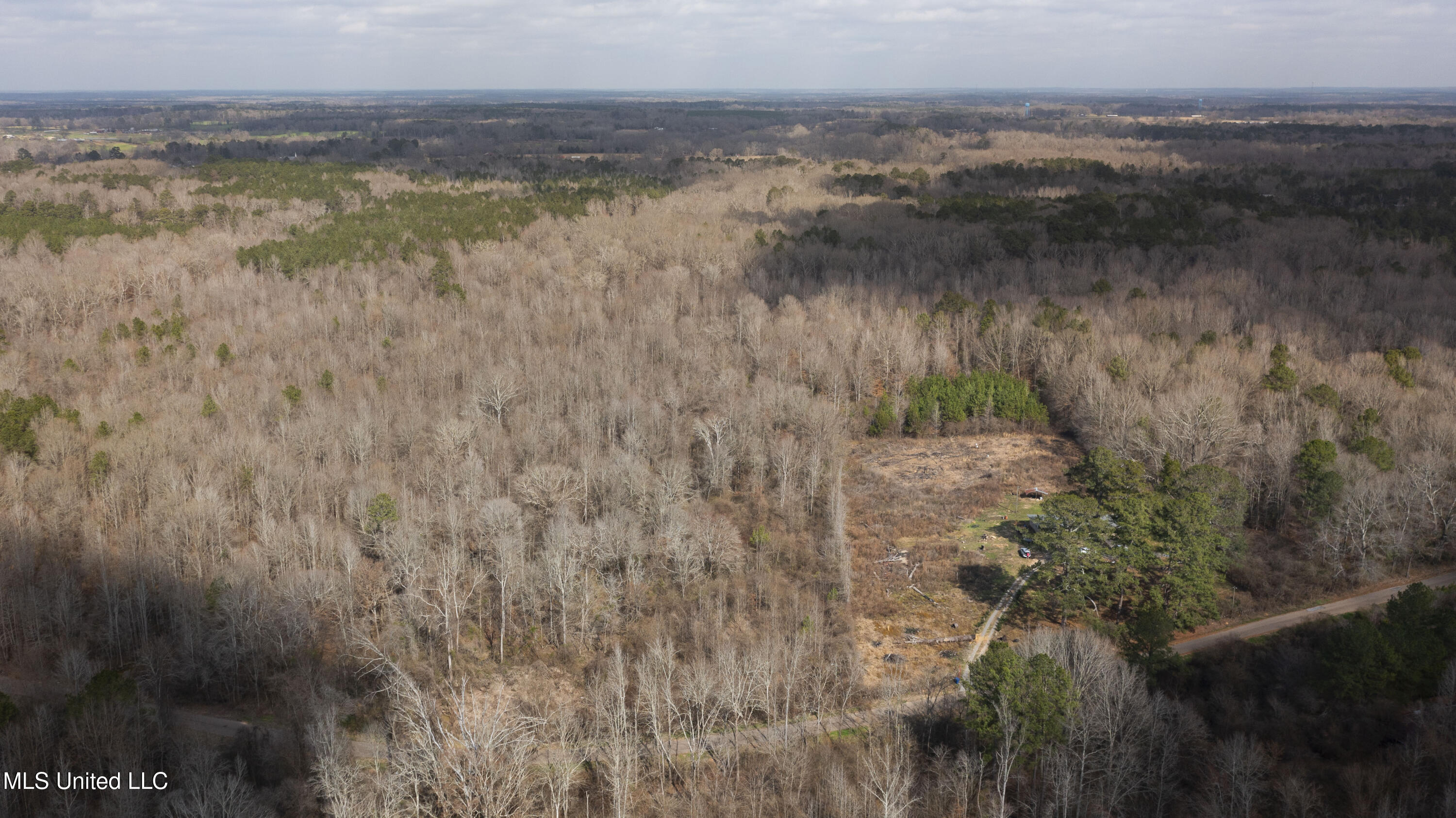 1002 Hillsboro Vfw Road Forest, MS 39074 - Photo 31 of 36 1002 Hilsboro-37