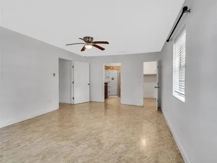 $425,000 | 3413 County Road 326, Alvin, TX 77511