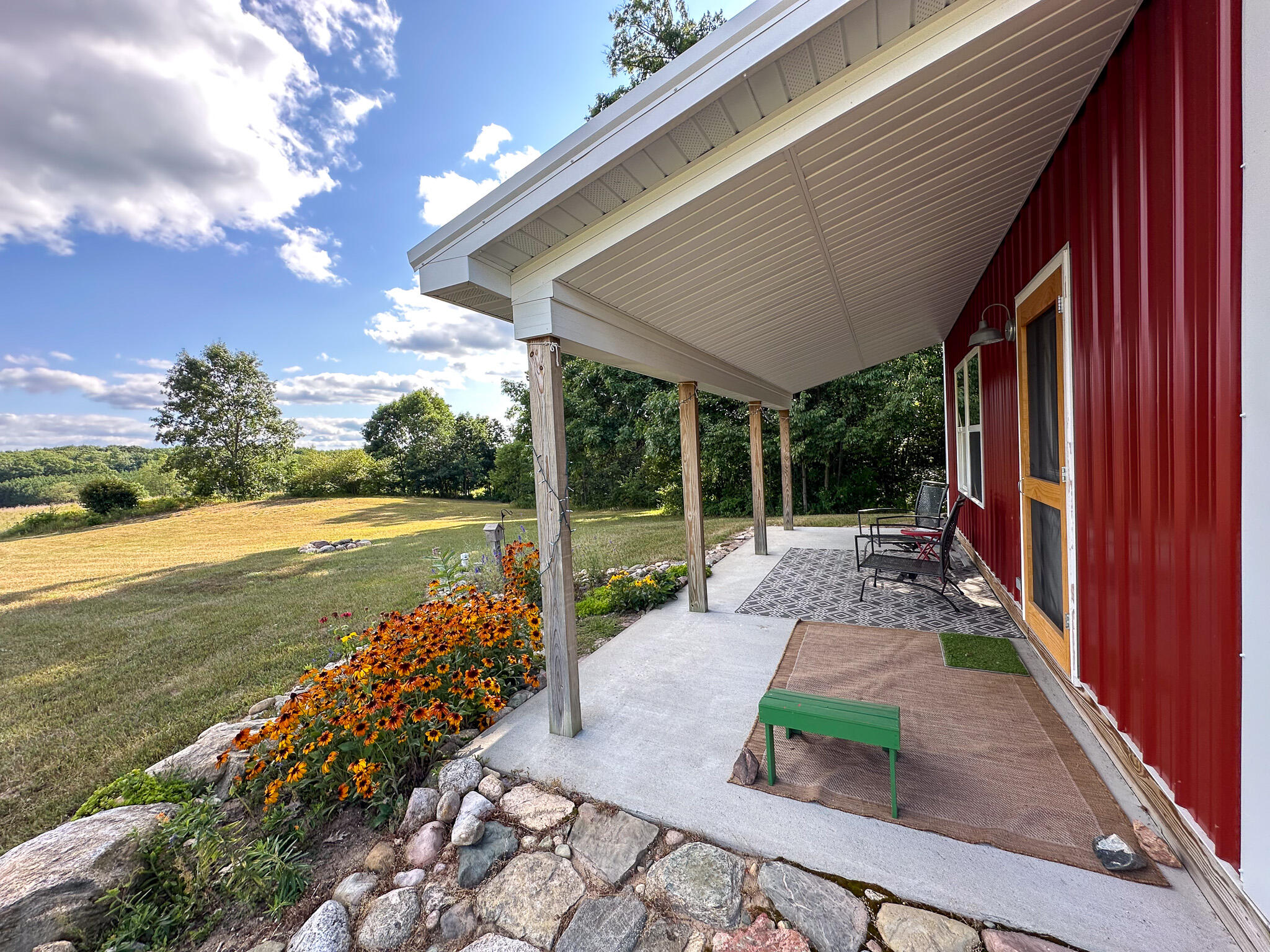 17219 7 Mile Road Reed City, MI 49677 - Photo 26 of 68 Porch side