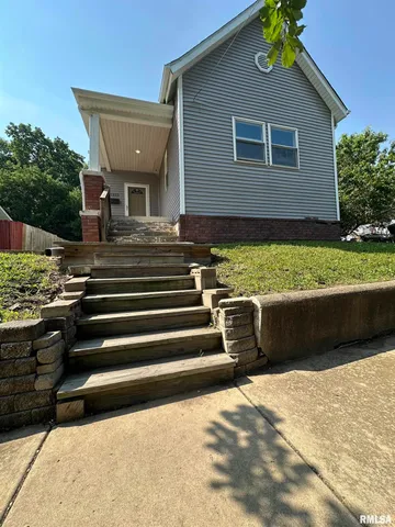 $85,000 | 1213 Northeast Glendale Avenue, Peoria, IL 61603