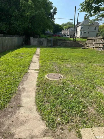 $85,000 | 1213 Northeast Glendale Avenue, Peoria, IL 61603