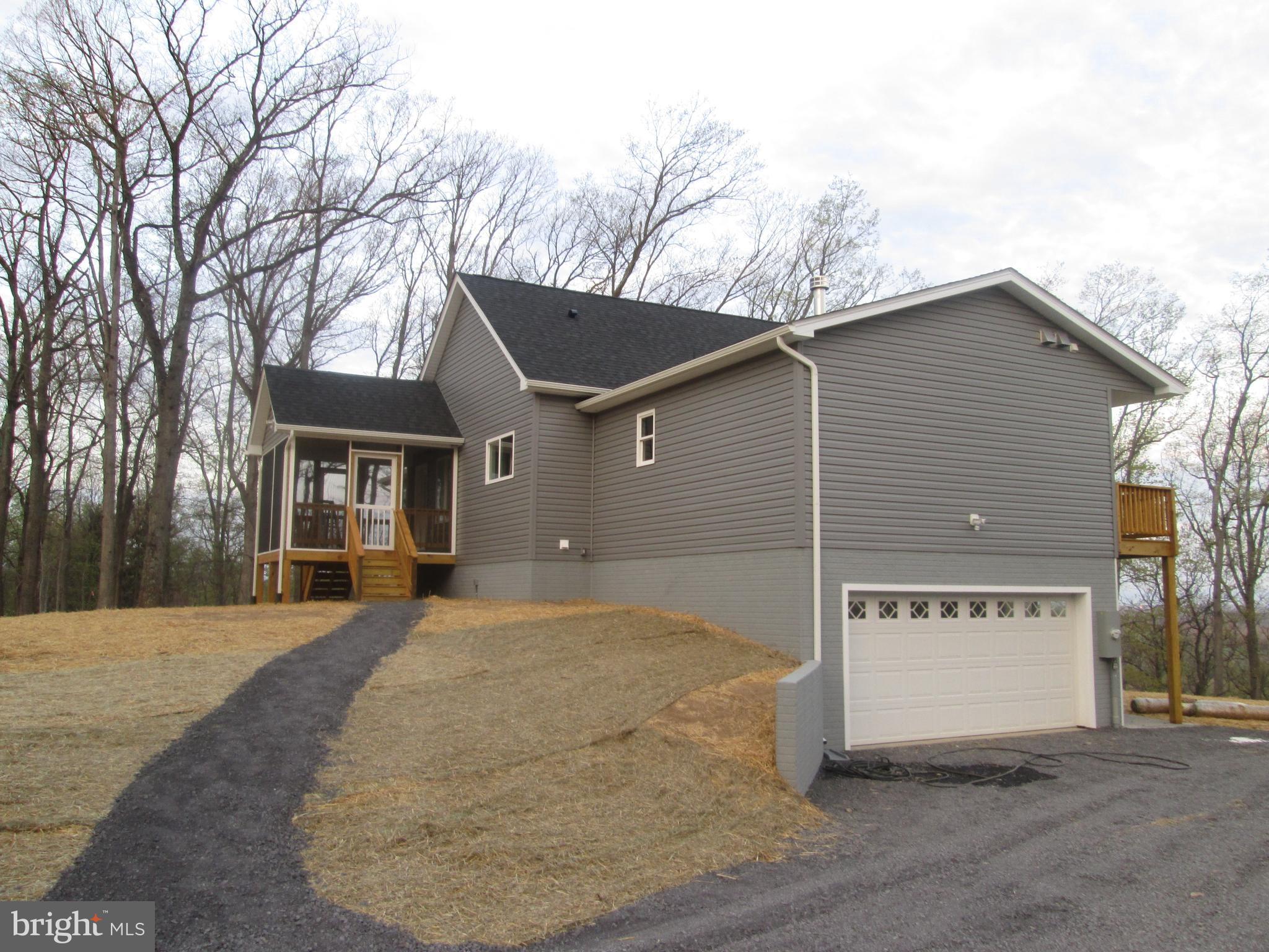 558 Manor Road Front Royal, VA 22630 - Photo 2 of 26 Exterior (Rear)