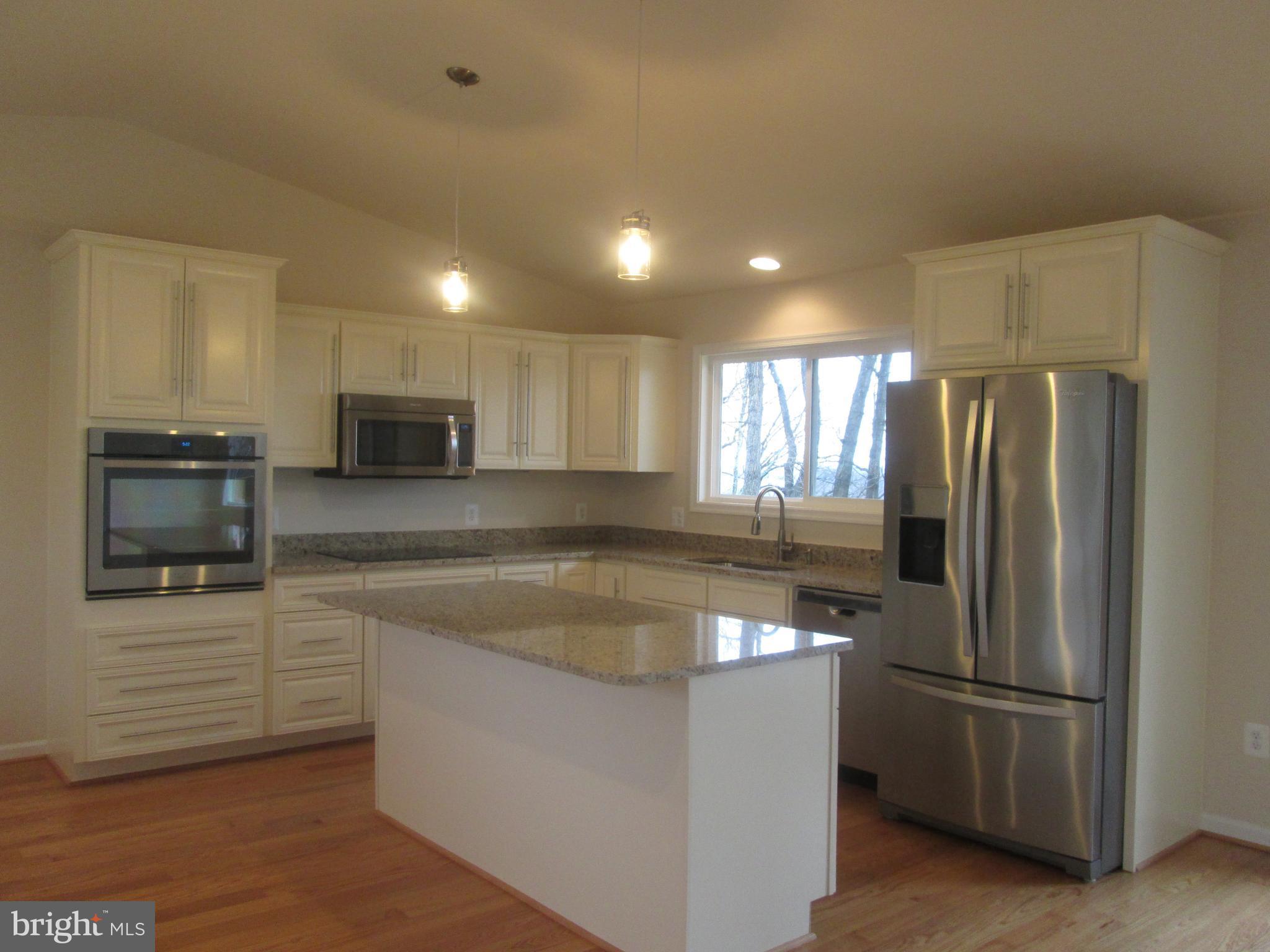 558 Manor Road Front Royal, VA 22630 - Photo 12 of 26 Kitchen