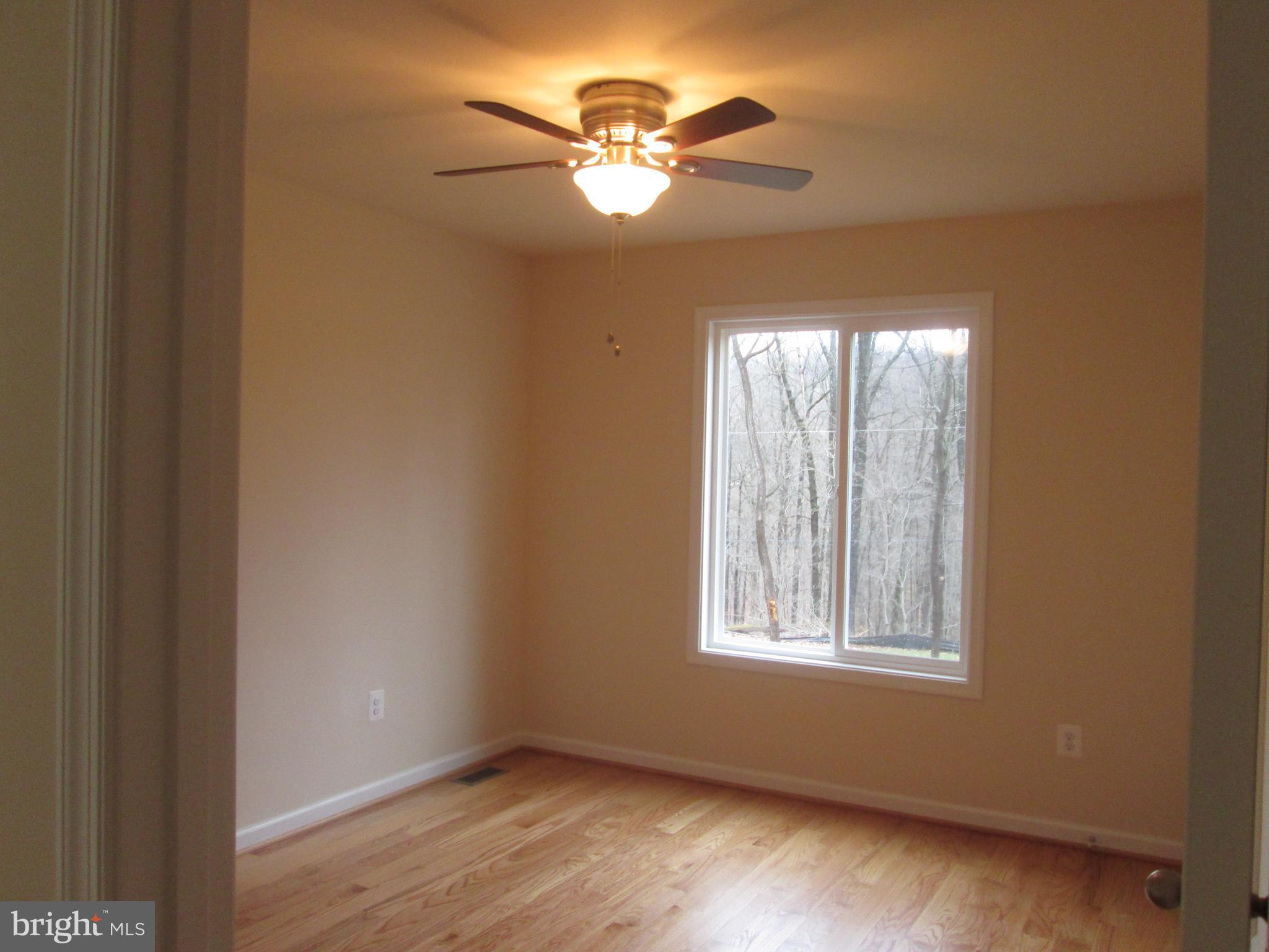 558 Manor Road Front Royal, VA 22630 - Photo 21 of 26 Bedroom