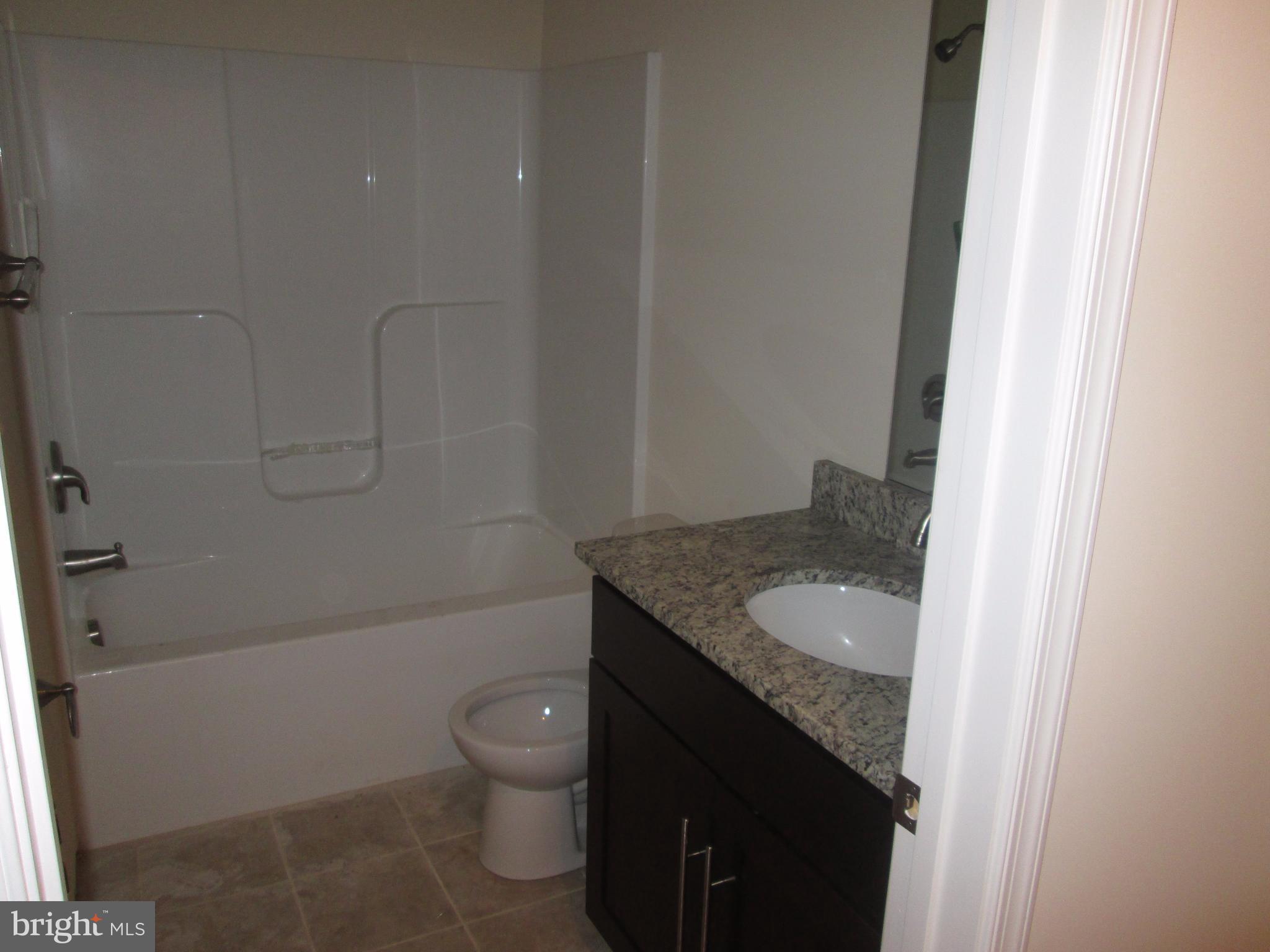 558 Manor Road Front Royal, VA 22630 - Photo 26 of 26 Bath
