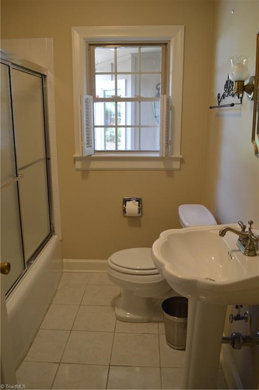 562 Country Club Road Mount Airy, NC 27030 - Photo 16 of 29 Gallery Image 16
