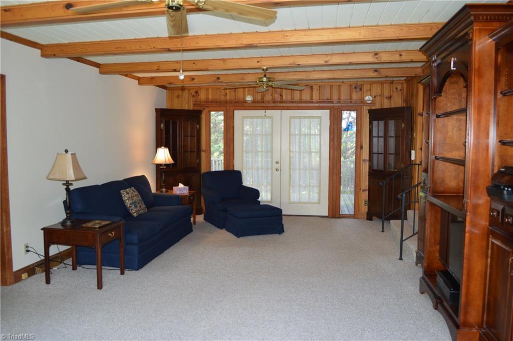 562 Country Club Road Mount Airy, NC 27030 - Photo 7 of 29 Gallery Image 7