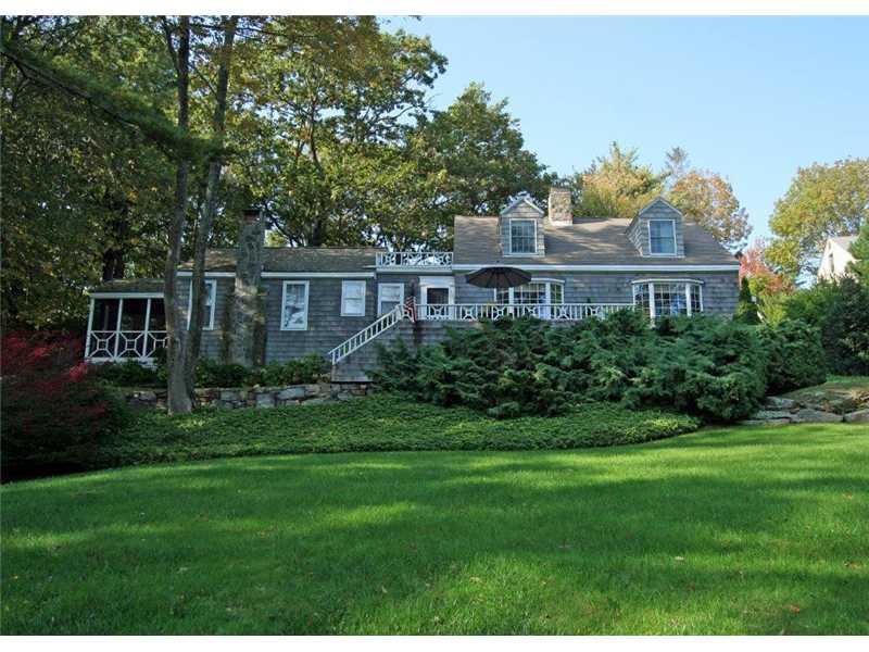 4 Singles Road Cape Elizabeth, ME 04107 - Photo 2 of 35 Exterior Back.
