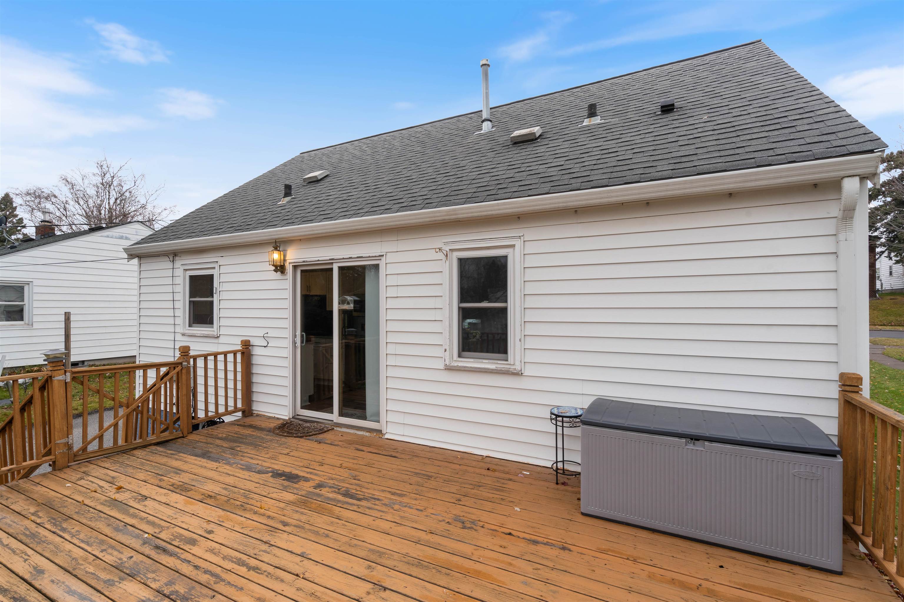 5118 Wyoming Street Duluth, MN 55804 - Photo 27 of 36