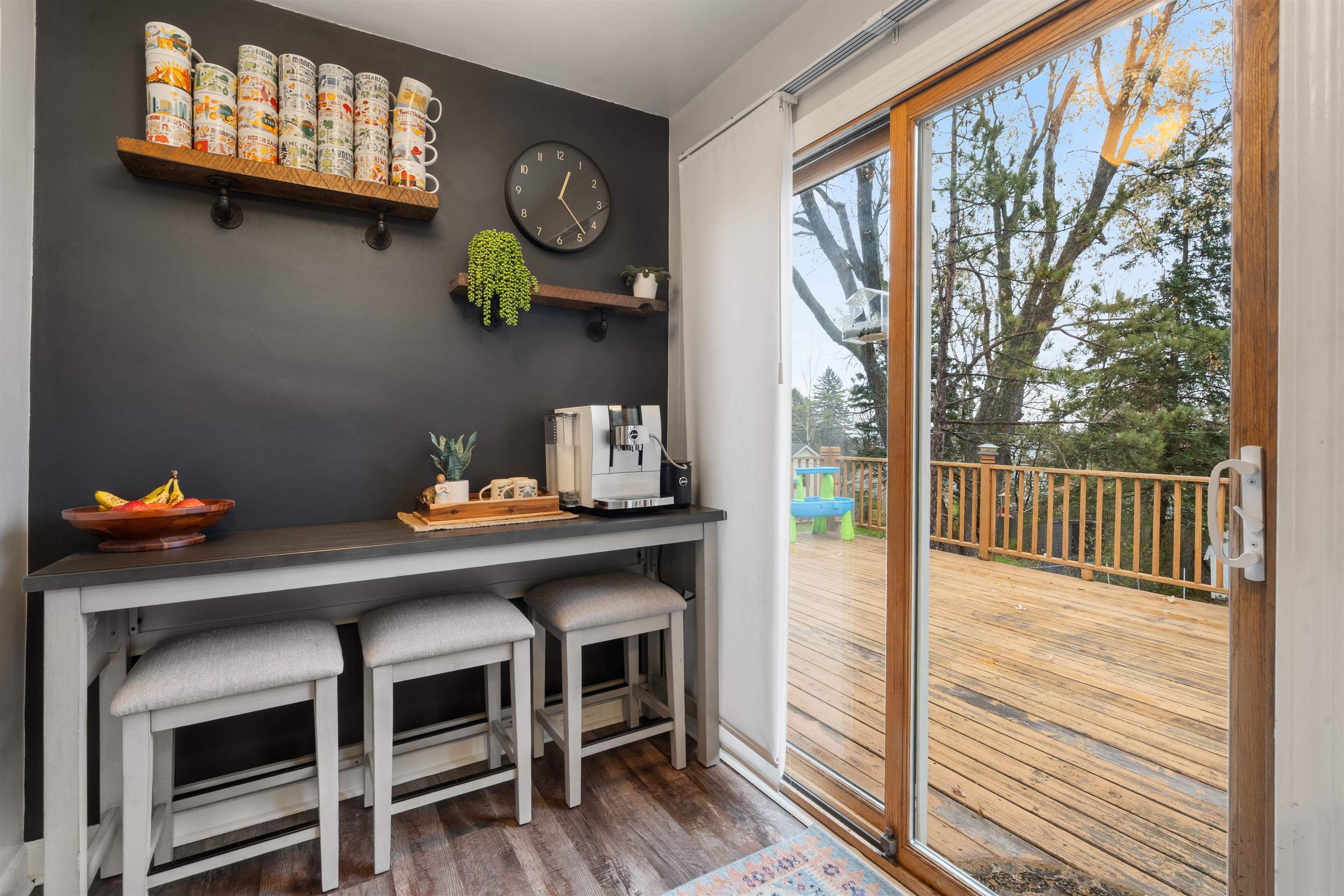 5118 Wyoming Street Duluth, MN 55804 - Photo 10 of 36