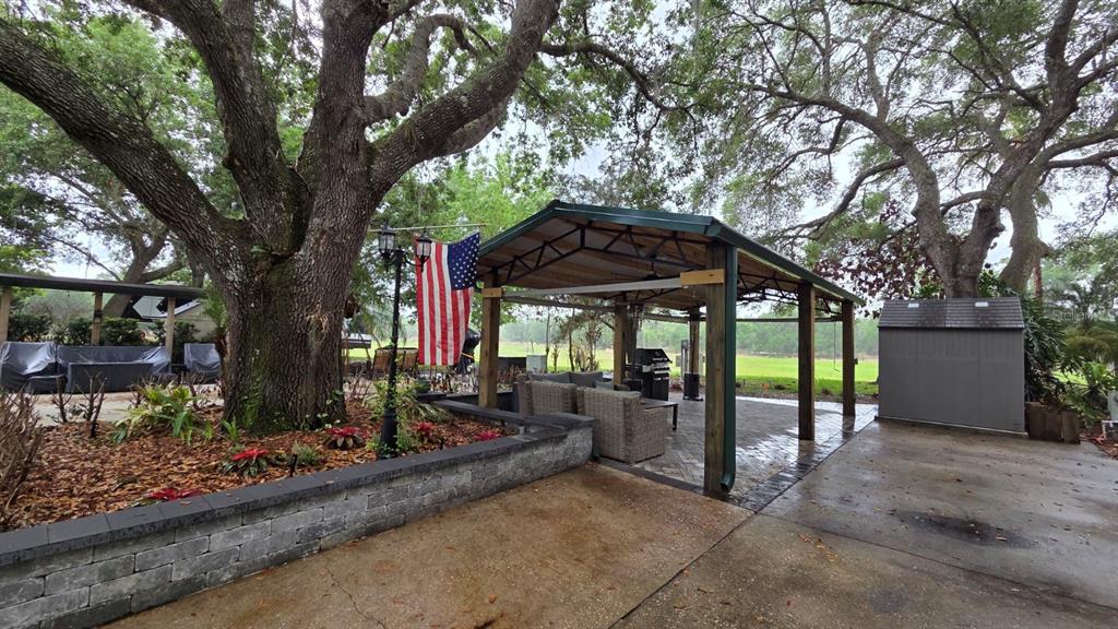 161 Horseshoe Bend River Ranch, FL 33867 - Photo 2 of 20 a view of a house with a tree in front of it