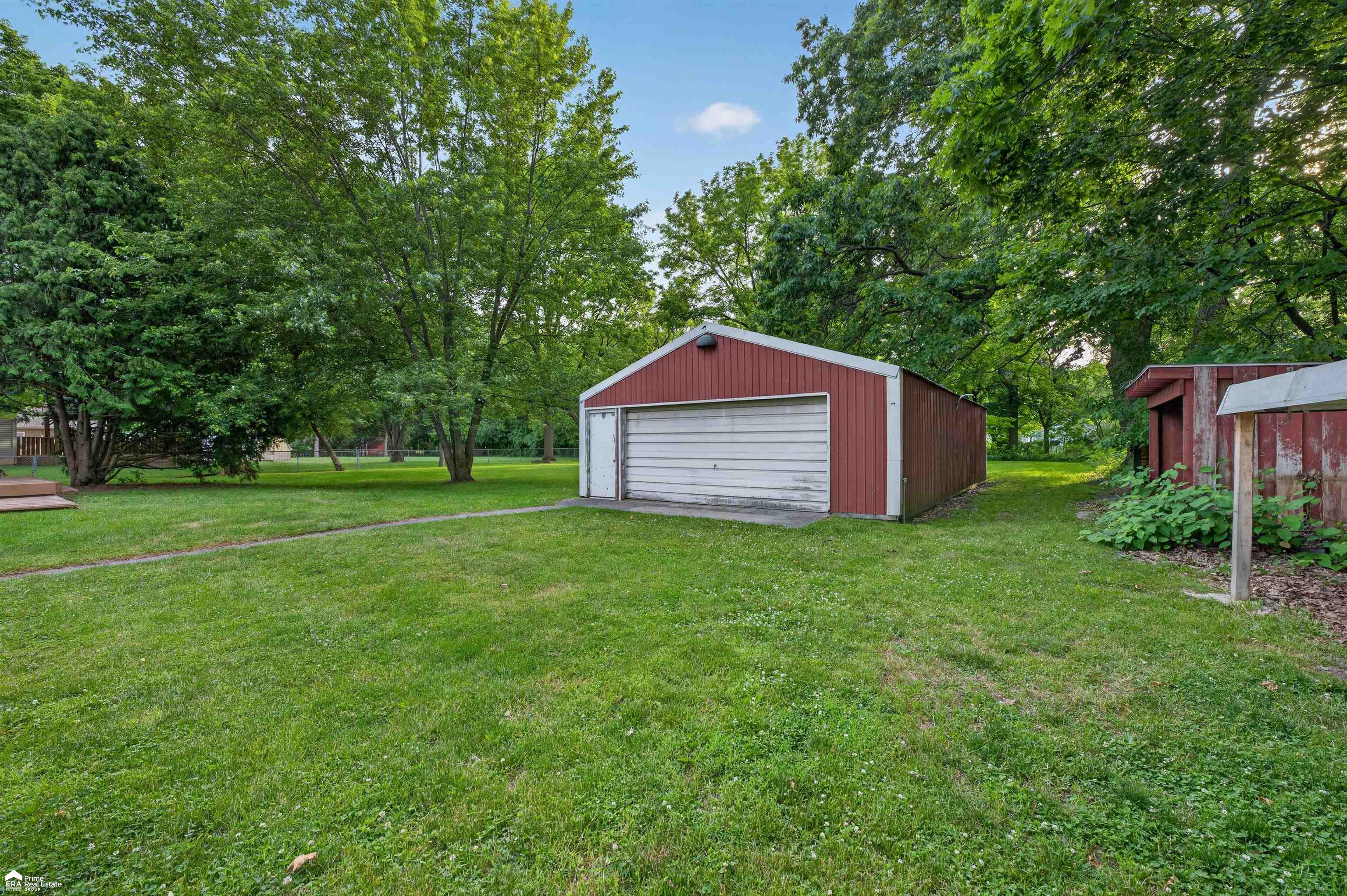 1444 South Genesee Road Burton, MI 48509 - Photo 39 of 64