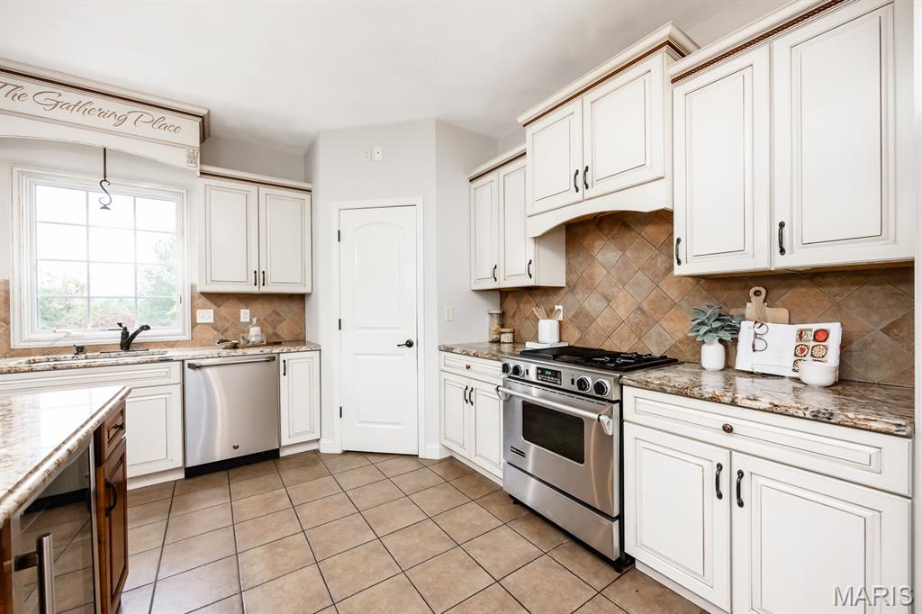 400 Willow Bend Lane O'Fallon, IL 62269 - Photo 14 of 64