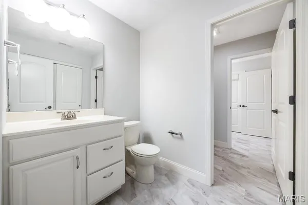 $850,000 | 400 Willow Bend Lane, O'Fallon, IL 62269