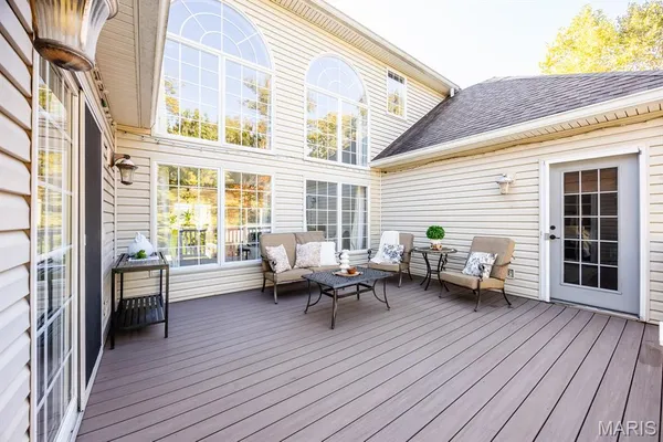 $850,000 | 400 Willow Bend Lane, O'Fallon, IL 62269