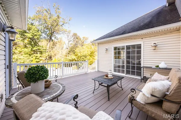 $850,000 | 400 Willow Bend Lane, O'Fallon, IL 62269