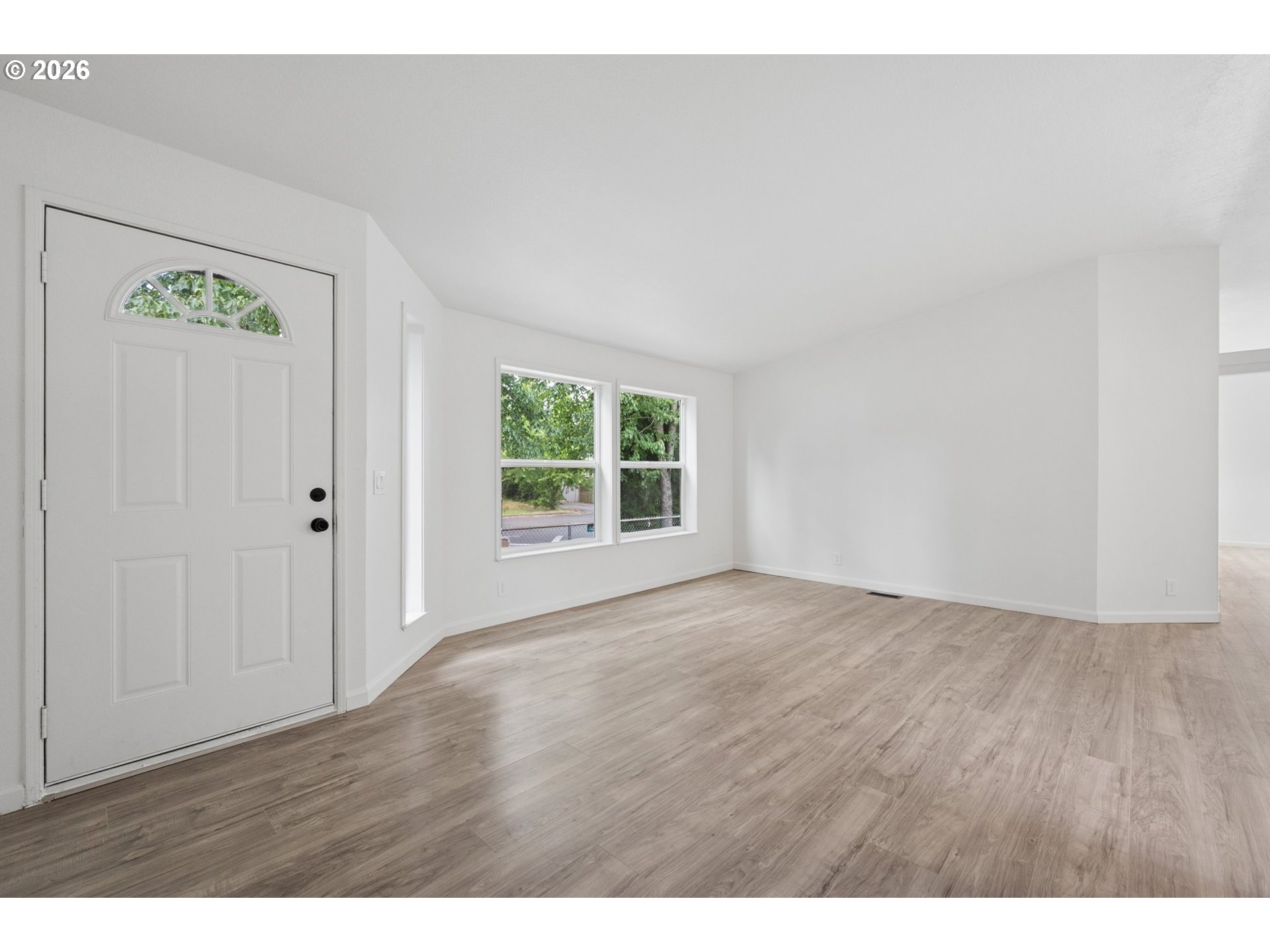 12420 Southeast Bush Street, Unit 1 Portland, OR 97236 - Photo 5 of 33