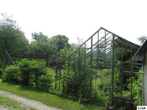3201 East Carleton Road Adrian, MI 49221 - Photo 14 of 18 20390099-14.JPG