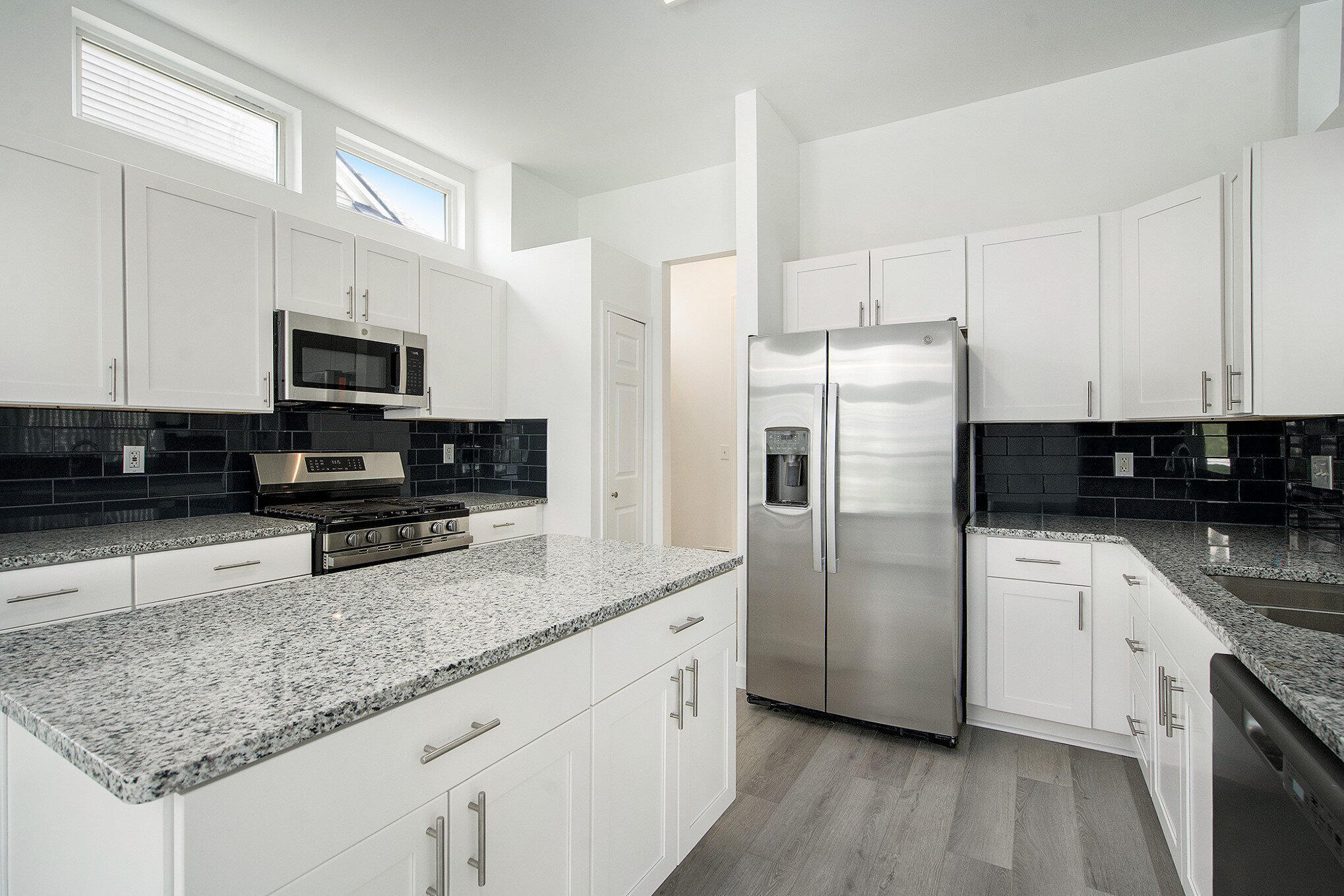 1366 North Bay Drive Ann Arbor, MI 48103 - Photo 12 of 29 012_dsc00894_971