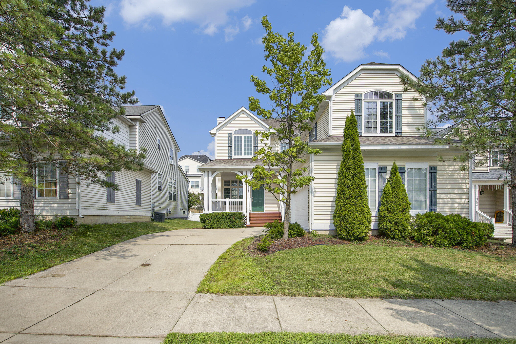 1366 North Bay Drive Ann Arbor, MI 48103 - Photo 5 of 29 004_dsc00983_986