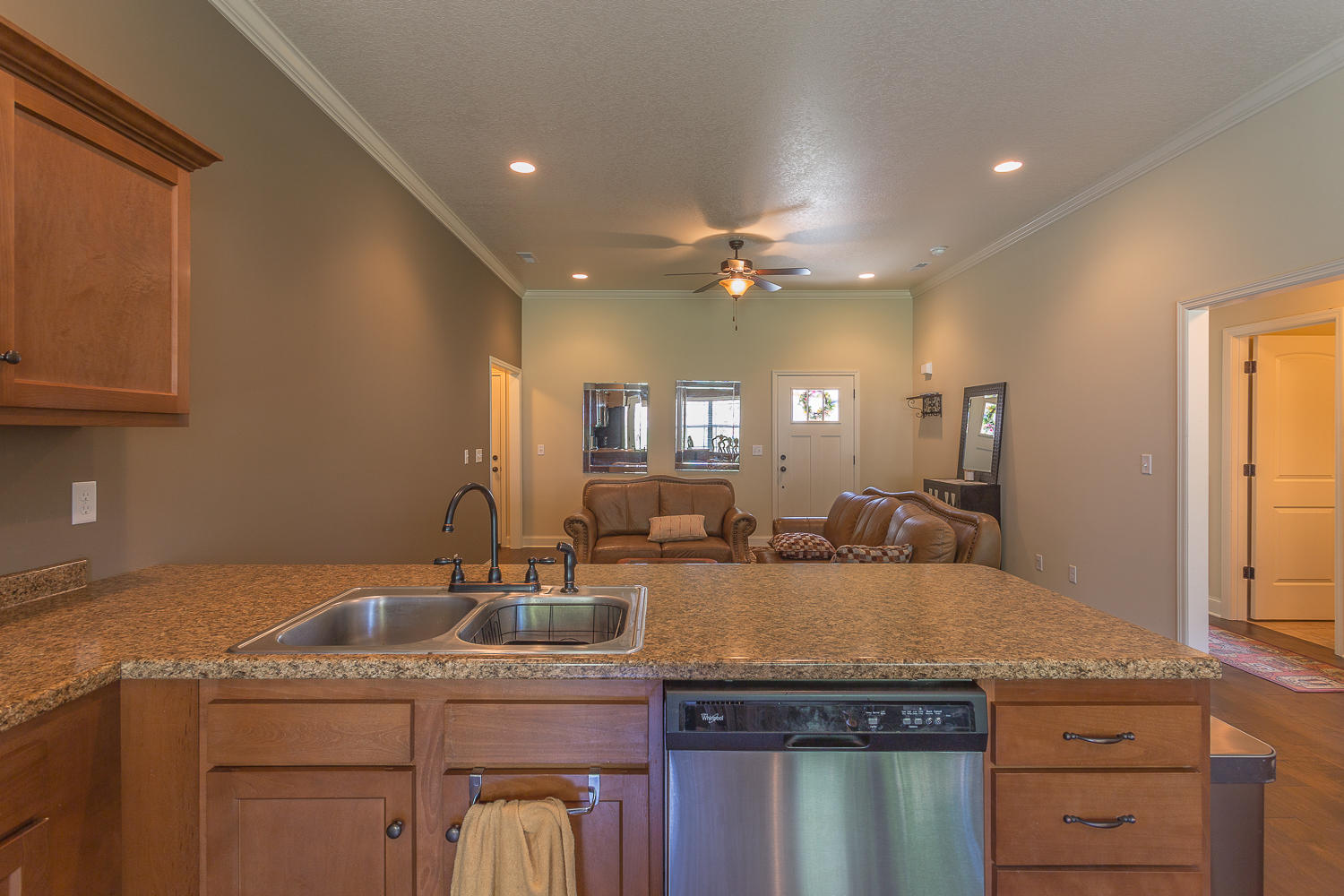 4521 Dumac Road Chattanooga, TN 37416 - Photo 9 of 24 4521 Dumac-56
