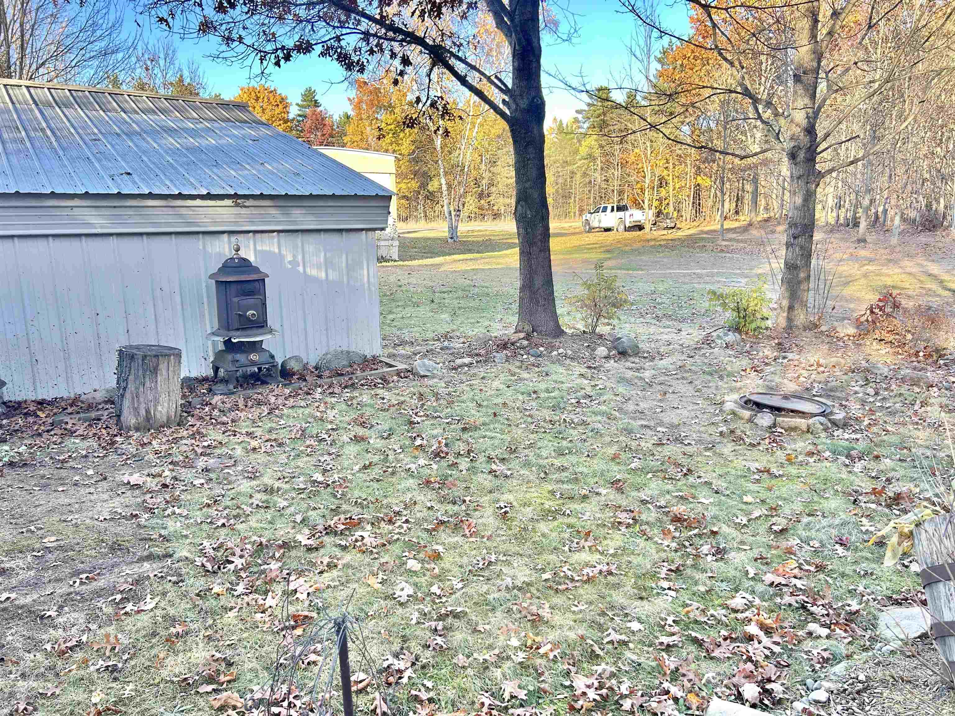 857 Thomas Road South Boardman, MI 49680 - Photo 10 of 24 1940331-33efac08-45e5-44ec-83db-a8cb1a2a5d4b.JPG