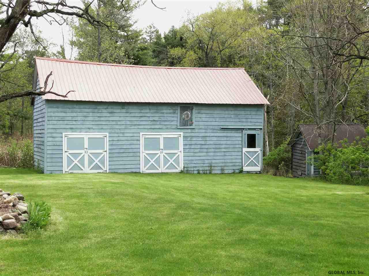 2575 Troy Schenectady Road Niskayuna, NY 12309 - Photo 18 of 23 Photo 18