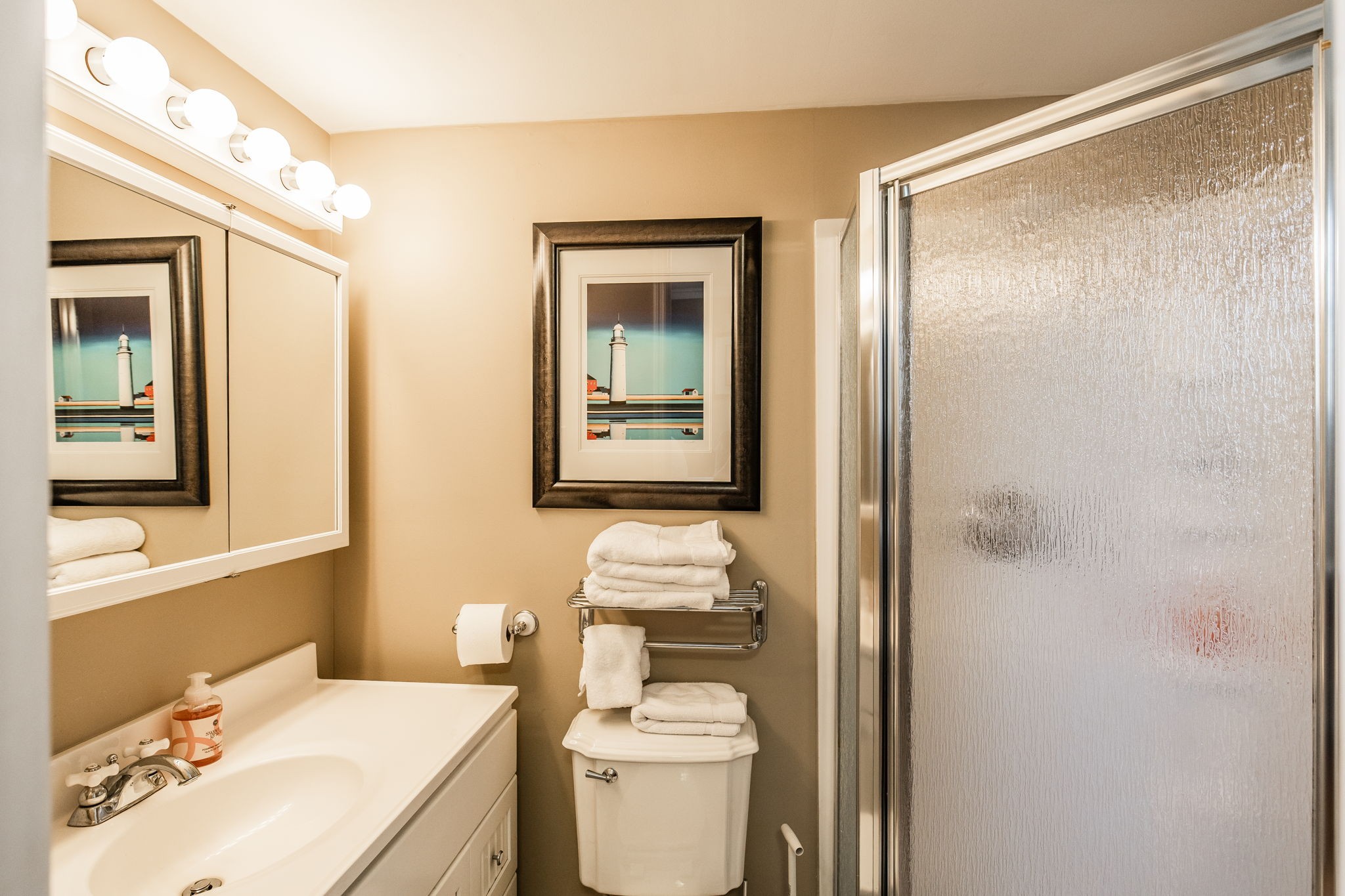 926 Hart Street Gallatin, TN 37066 - Photo 26 of 53 a bathroom with a sink toilet and mirror