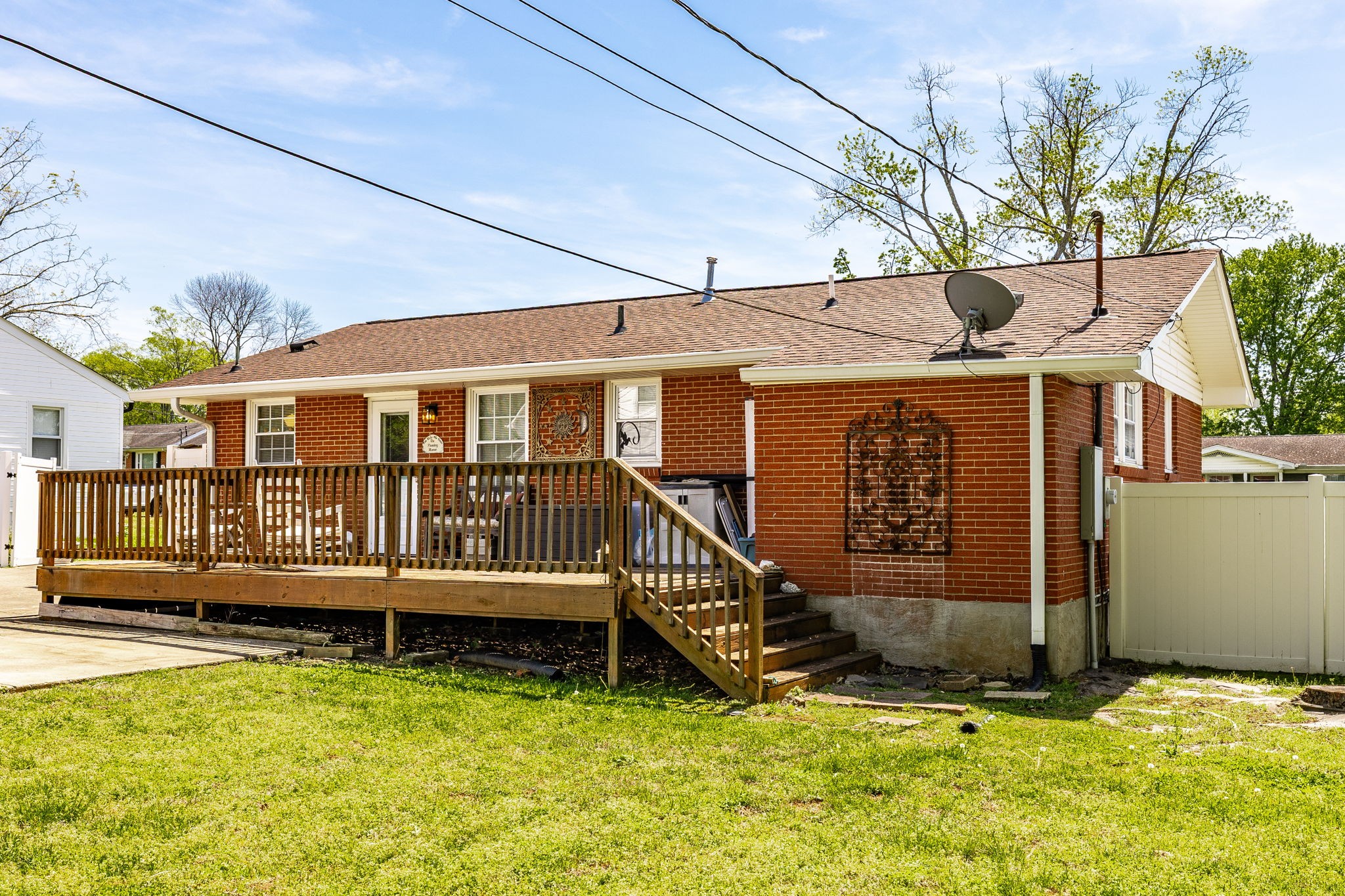 926 Hart Street Gallatin, TN 37066 - Photo 36 of 53 a view of a house with pool and deck