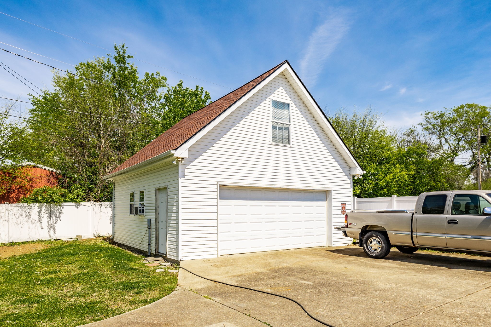 926 Hart Street Gallatin, TN 37066 - Photo 43 of 53 a view of a house with a yard