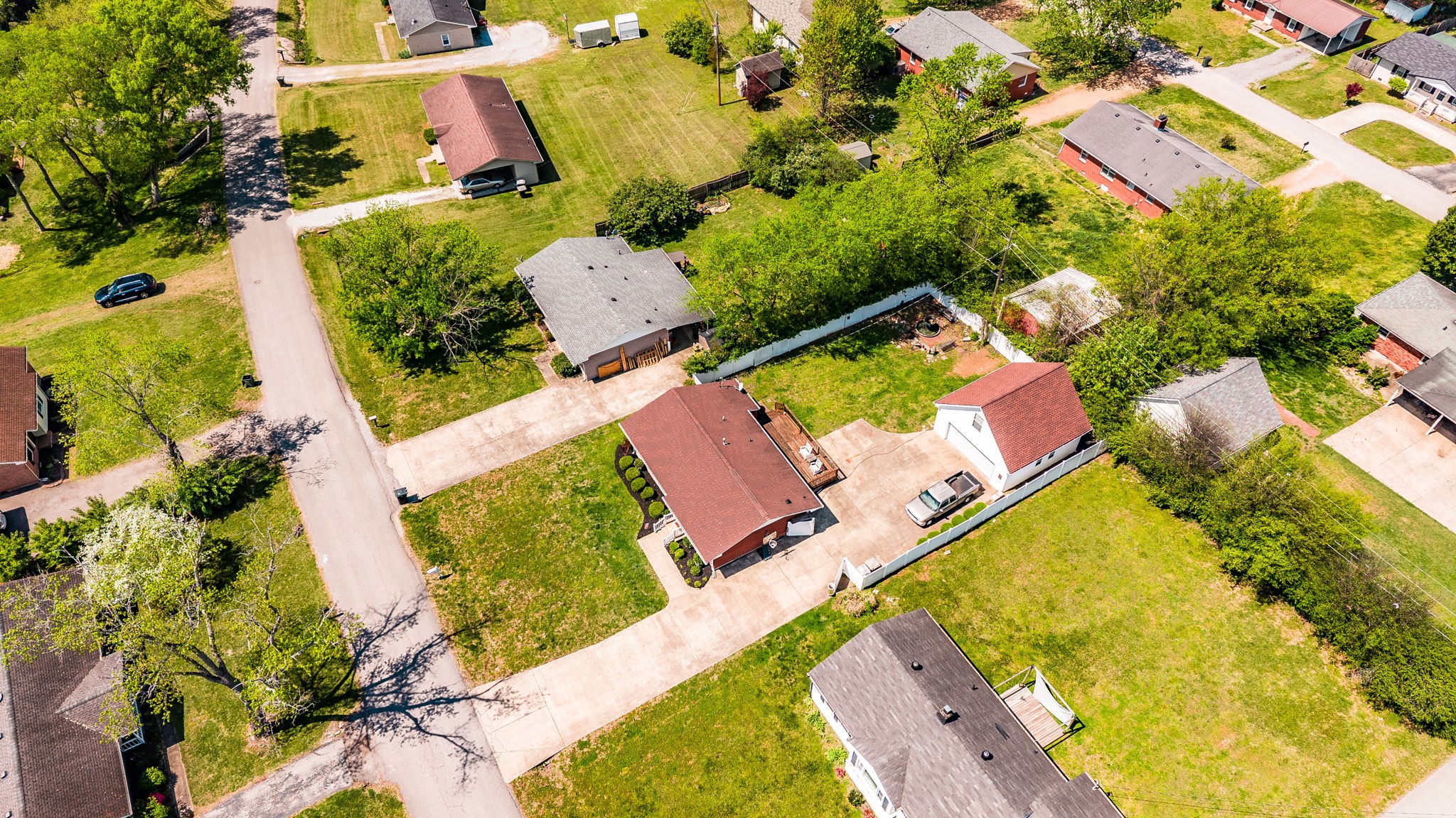 926 Hart Street Gallatin, TN 37066 - Photo 48 of 53 an aerial view of residential houses with outdoor space