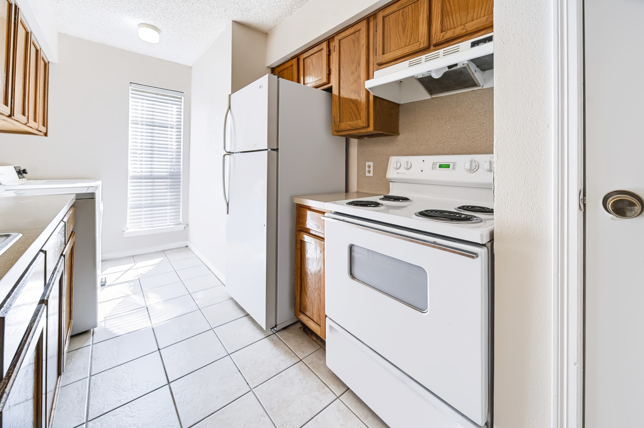 1515 Sandy Springs Road, Unit 3001 Houston, TX 77042 - Photo 11 of 27 Gallery Image 11
