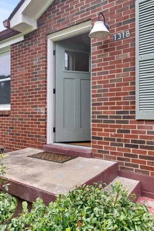 $2,500 | 1318 North 6th Street, Nashville, TN 37207
