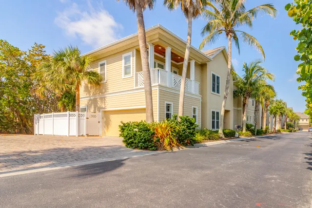 $925,000 | 109 Sabal Ridge Lane, Unit 109, Melbourne Beach, FL 32951