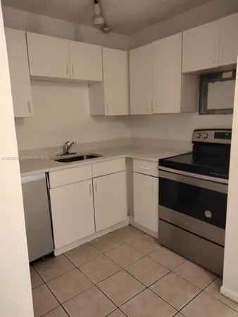 $1,680 | 10886 Royal Palm Boulevard, Unit 10886, Coral Springs, FL 33065
