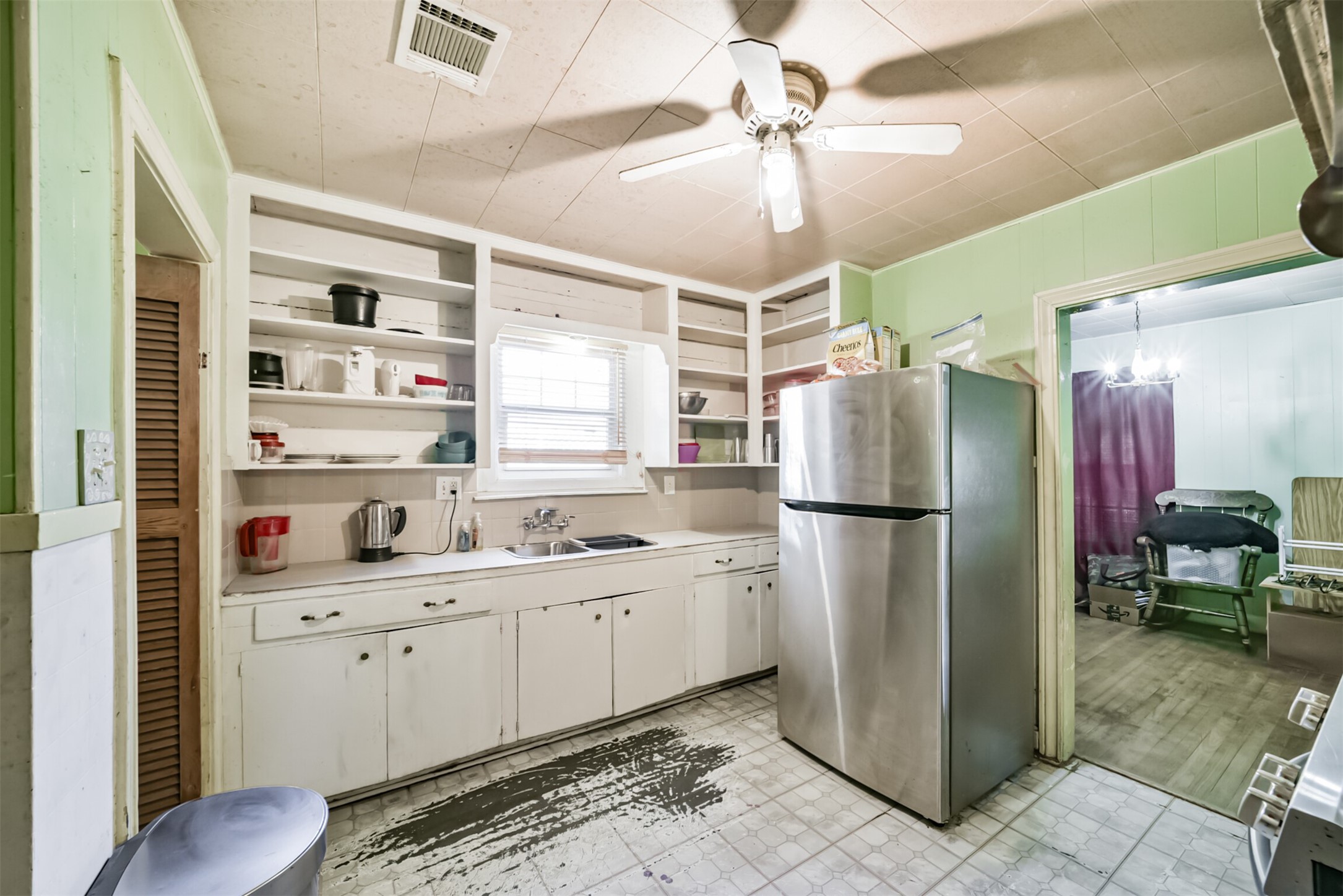 406 Gale Street Houston, TX 77009 - Photo 9 of 44