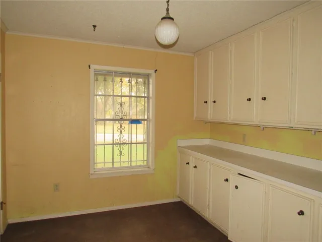 $156,060 | 210 Morningside Drive, Mexia, TX 76667